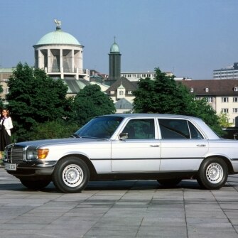 Mercedes-Benz 450 SEL 6.9 (1975)