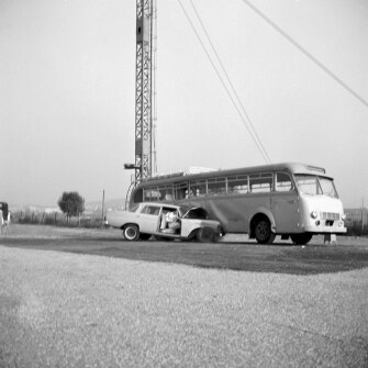 Test di sicurezza sulla Mercedes-Benz W111 220S (1959)