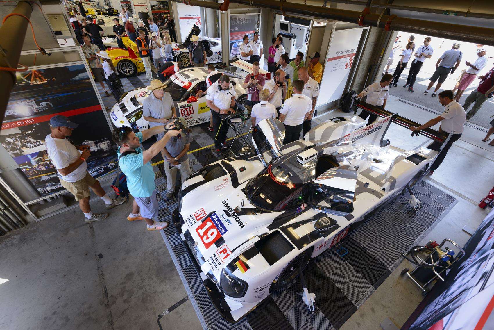 Rennsport Reunion, a Laguna Seca la festa Porsche - Immagine #2