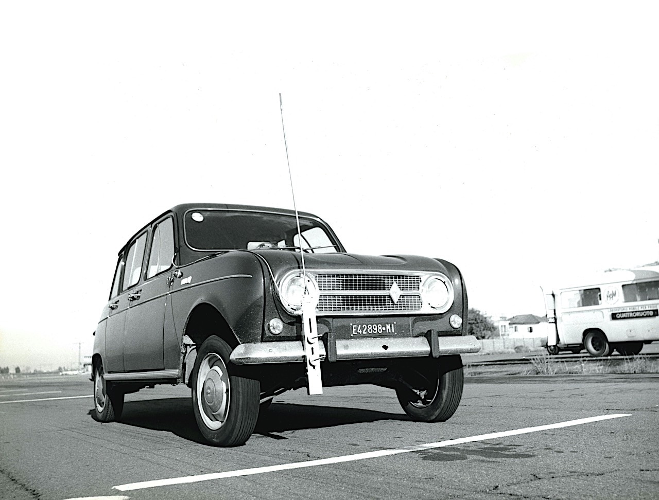 Renault 4l export