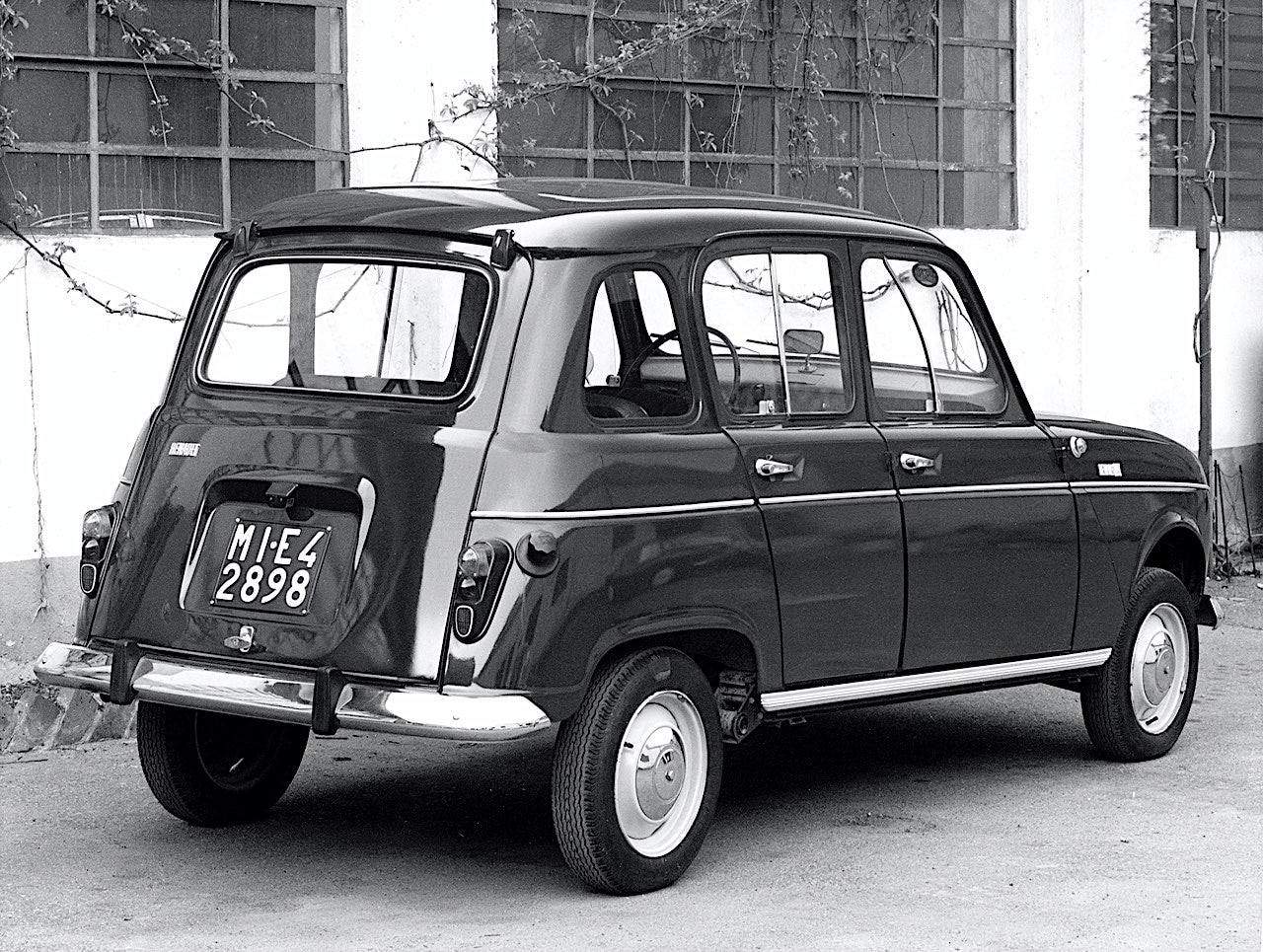 Renault 4l export