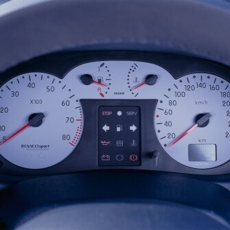 Renault Clio 16V RS_011