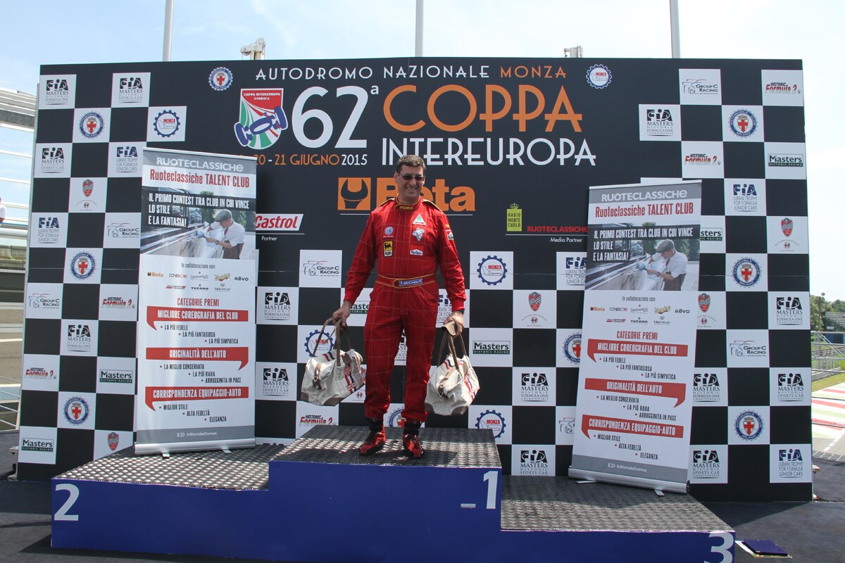 Premio abbinamento equipaggio-automobile per l\'alta fedeltà (Stefano Bergamasco, con l\'Alfa Romeo Giulia).).