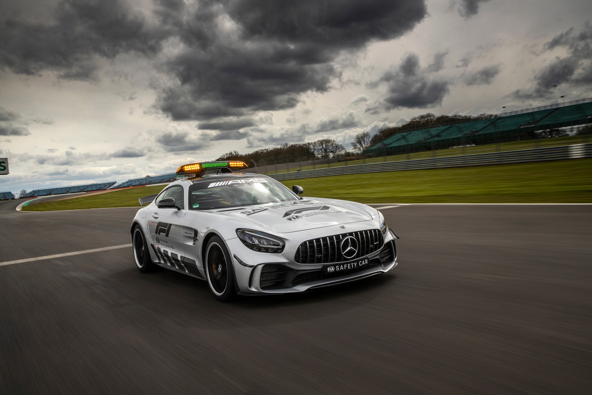 Safety car мерседес