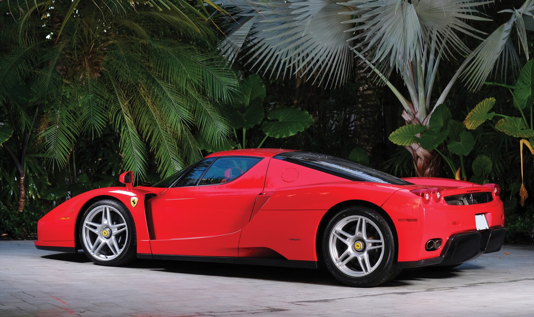 Aste: in vendita una Ferrari Enzo molto alla moda - Immagine #2