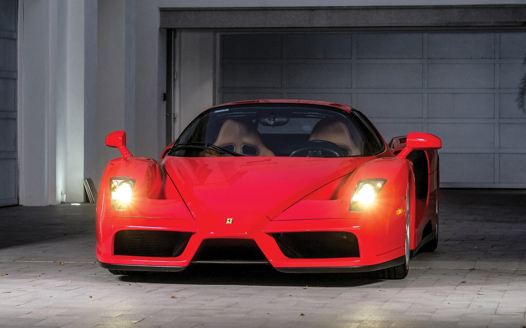 Aste: in vendita una Ferrari Enzo molto alla moda - Immagine #9